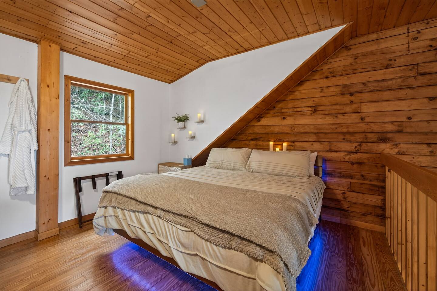 This king size bed is waiting for you to sink into a blissful dream.