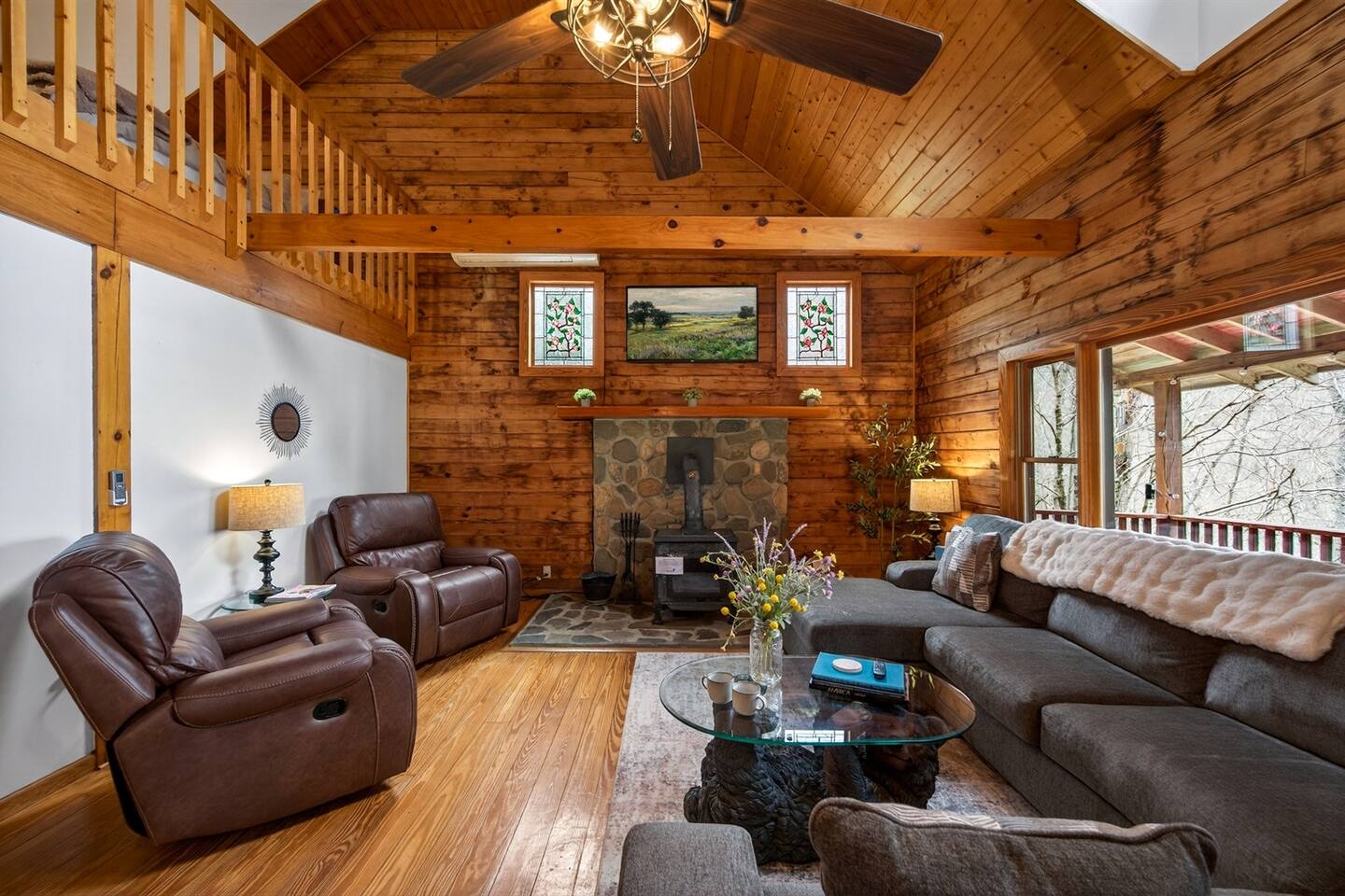 Mama Bear's Cabin — Bryson City, NC