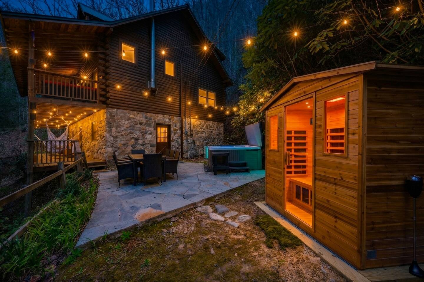 Mama Bear's Cabin — Bryson City, NC