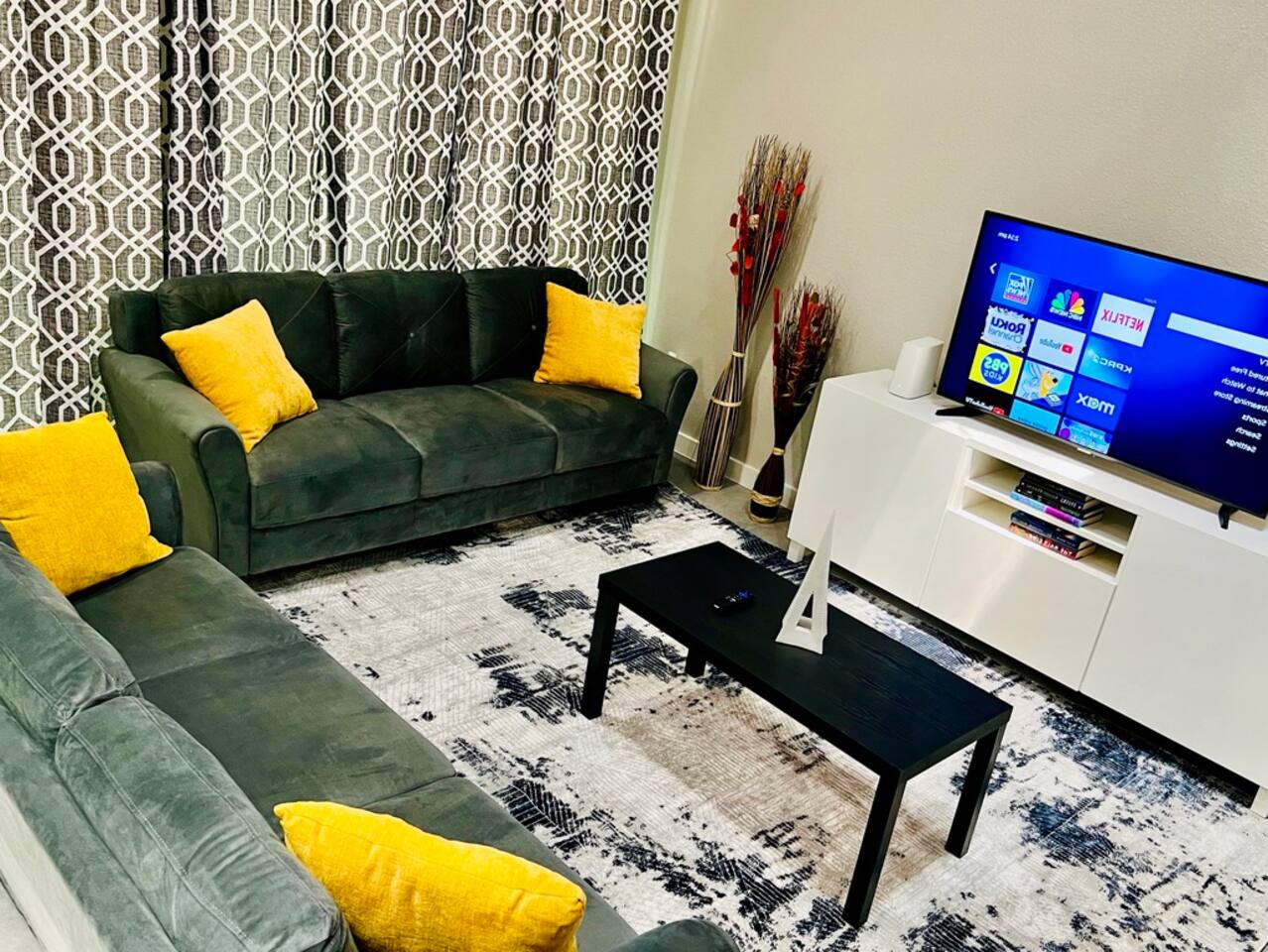 House 3-Bed 2,5-Bath FREE Parkng