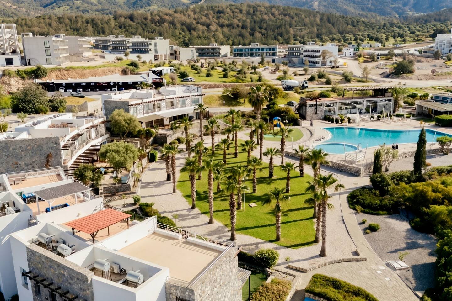 Penthouse Sea Views | Gallery Bath · Pool · Beach
