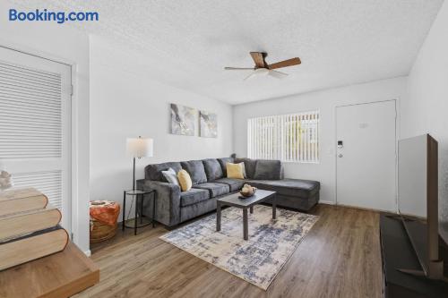 Downtown Mesa Near Spring Training (Cactus League) - Apartment