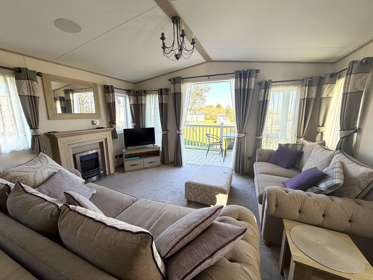 Deer View Escape – 8 Berth Retreat