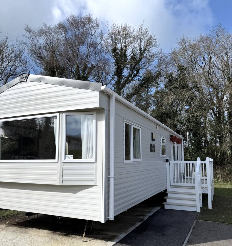 Coastal Retreat | Sleeps 6 | Pet Friendly | Bude