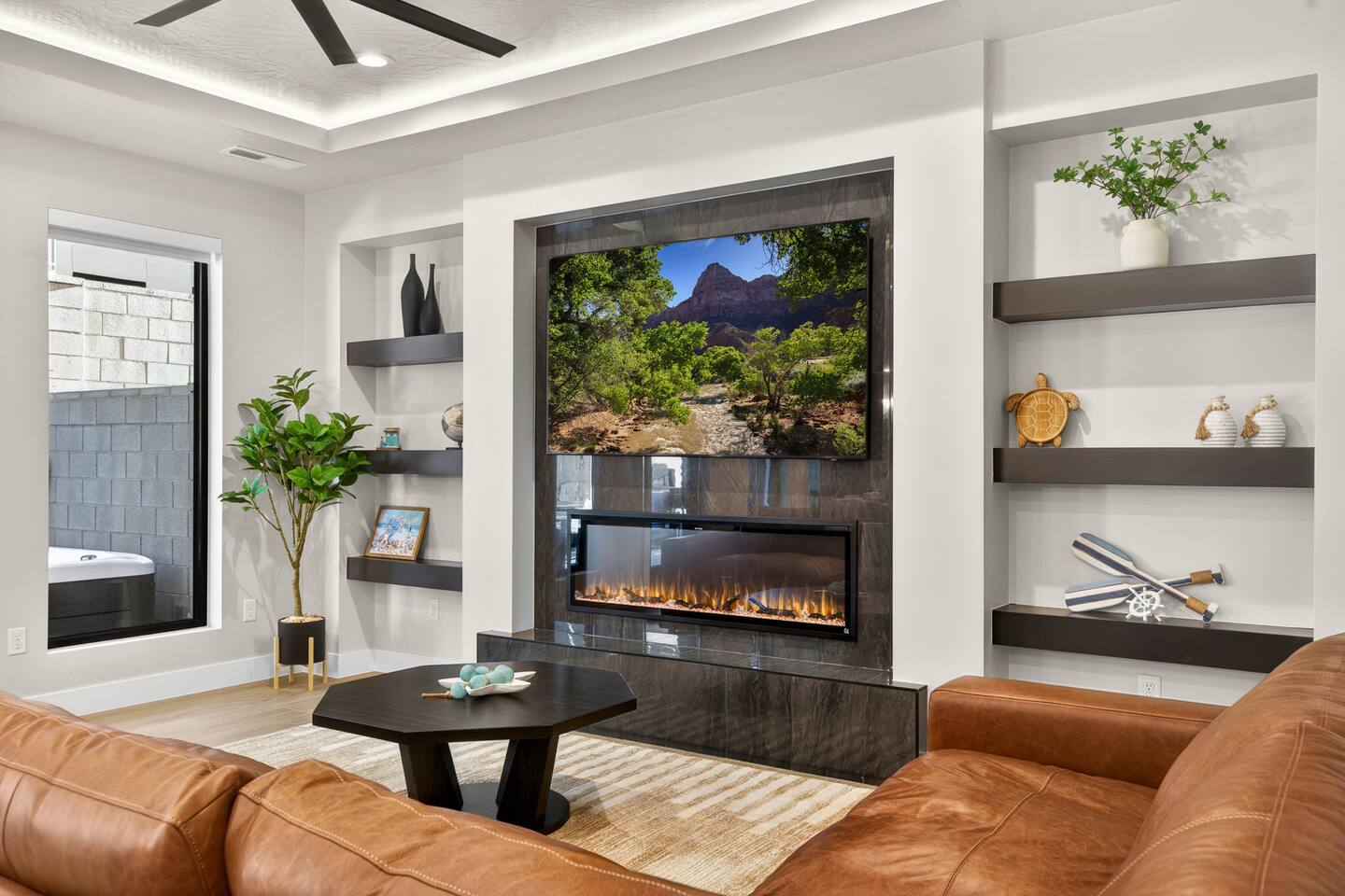 Cozy Desert Getaway l 12 l Spa + Resort Access