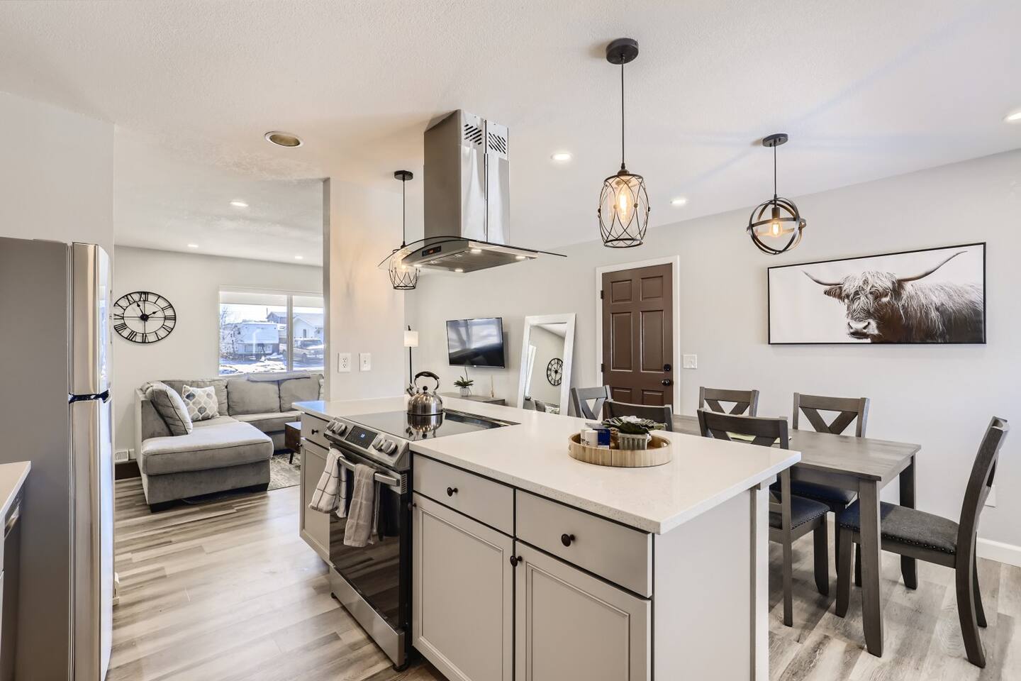 6BR Denver Retreat w/ MountainViews + FreeParking!