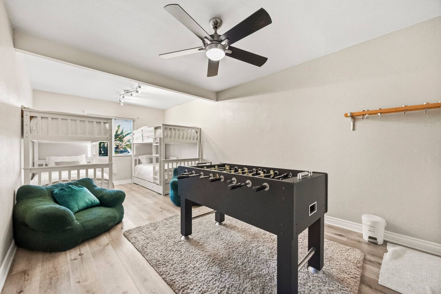 Property thumbnail 35