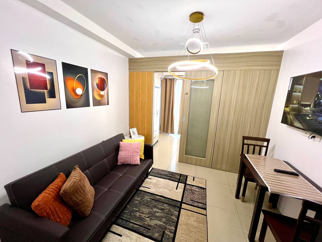 Condo to stay near International Airport and City