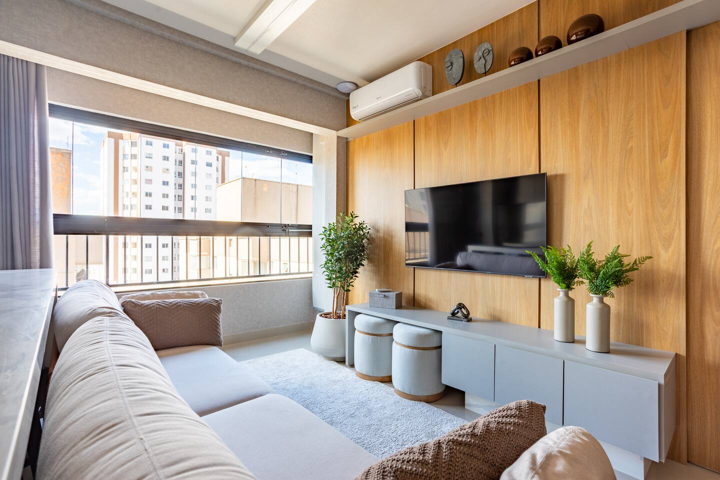 Flat de Luxo com Piscina Aquecida