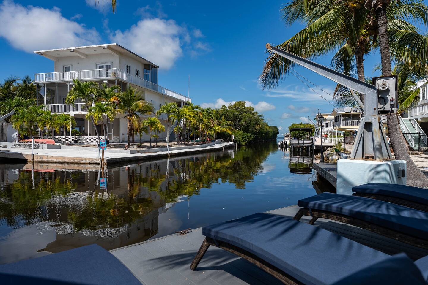 Free Dock/Ramp Near By/Pool, Games & Fishing Poles