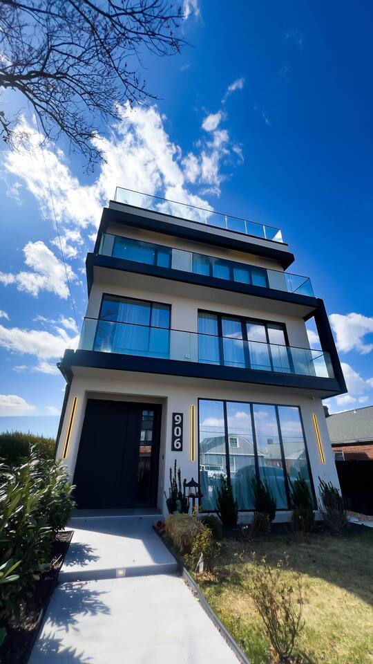 Luxury home in Arlington