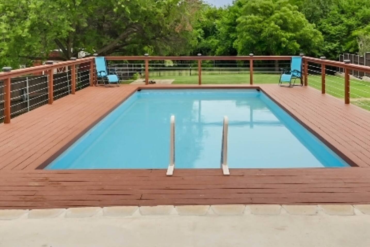 Margaritaville Pool Party BAR Hot Tub Walk 2 Game