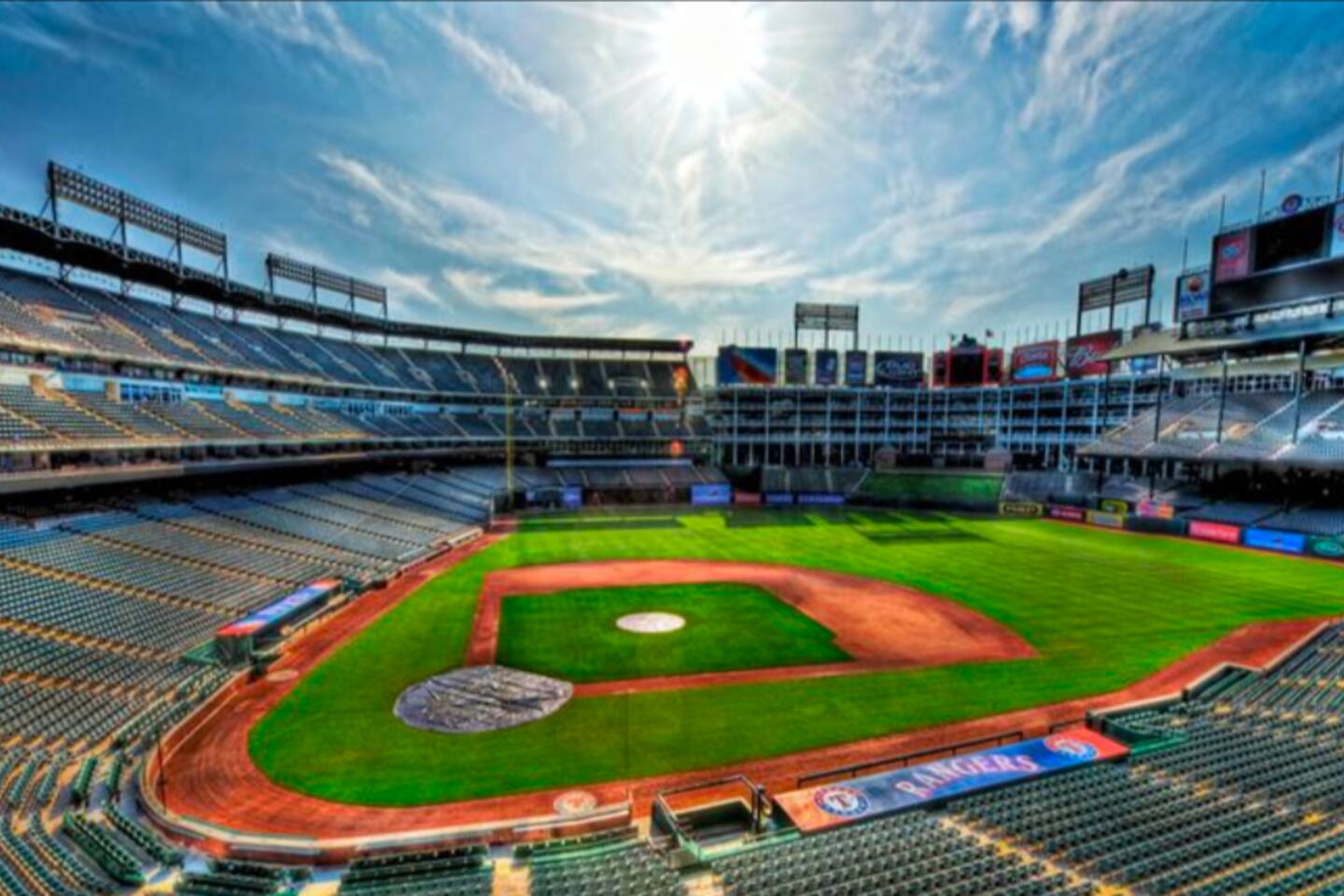 15 beds Game days Crew Special 4 Workers Prime Loc