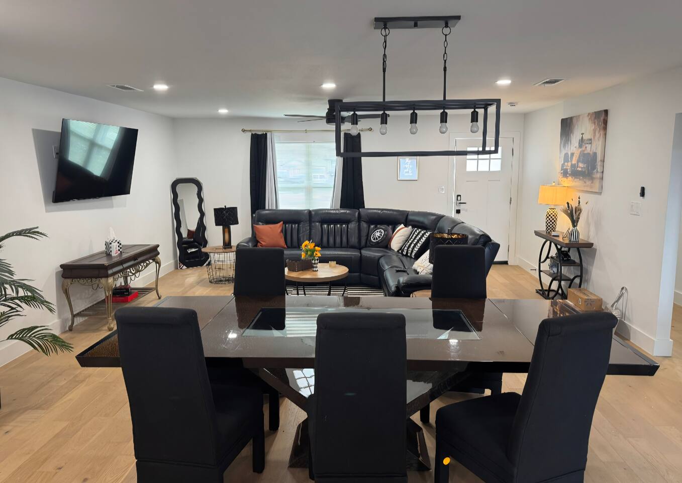 Arlington Treasure Best Views of Stadiums in town!