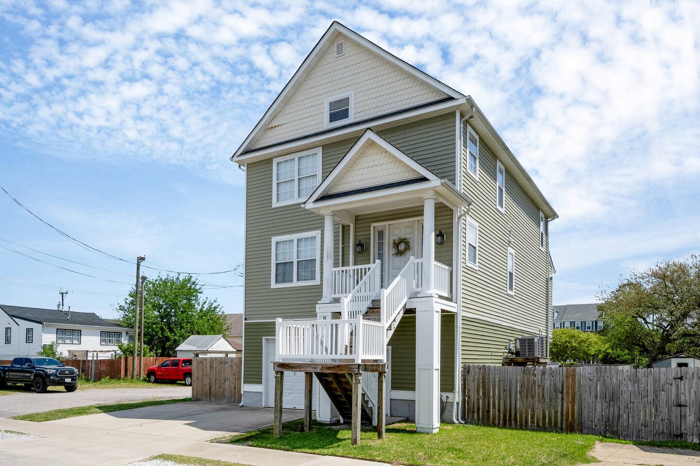 Norfolk 5BR Family Home Near Ocean View Beach