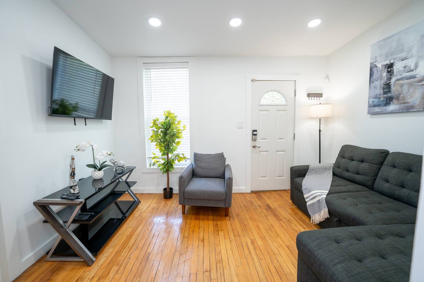 The Park Ave Collection • 3BR + Parking Available