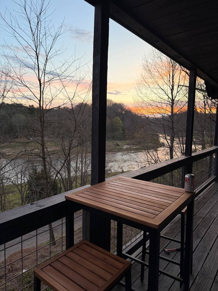 Happy Hill Cabin - Overlook the New River