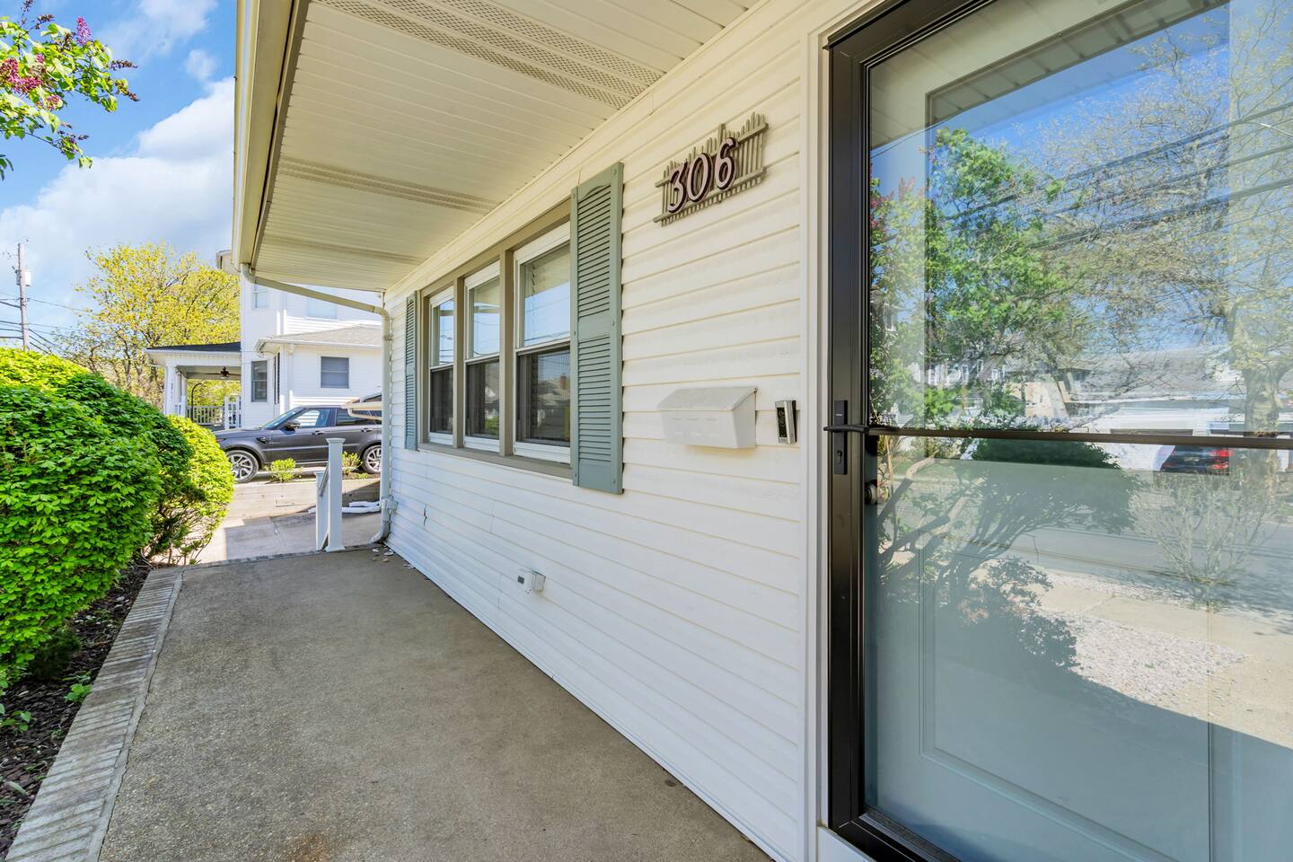 227 Grant Ave Unit #1