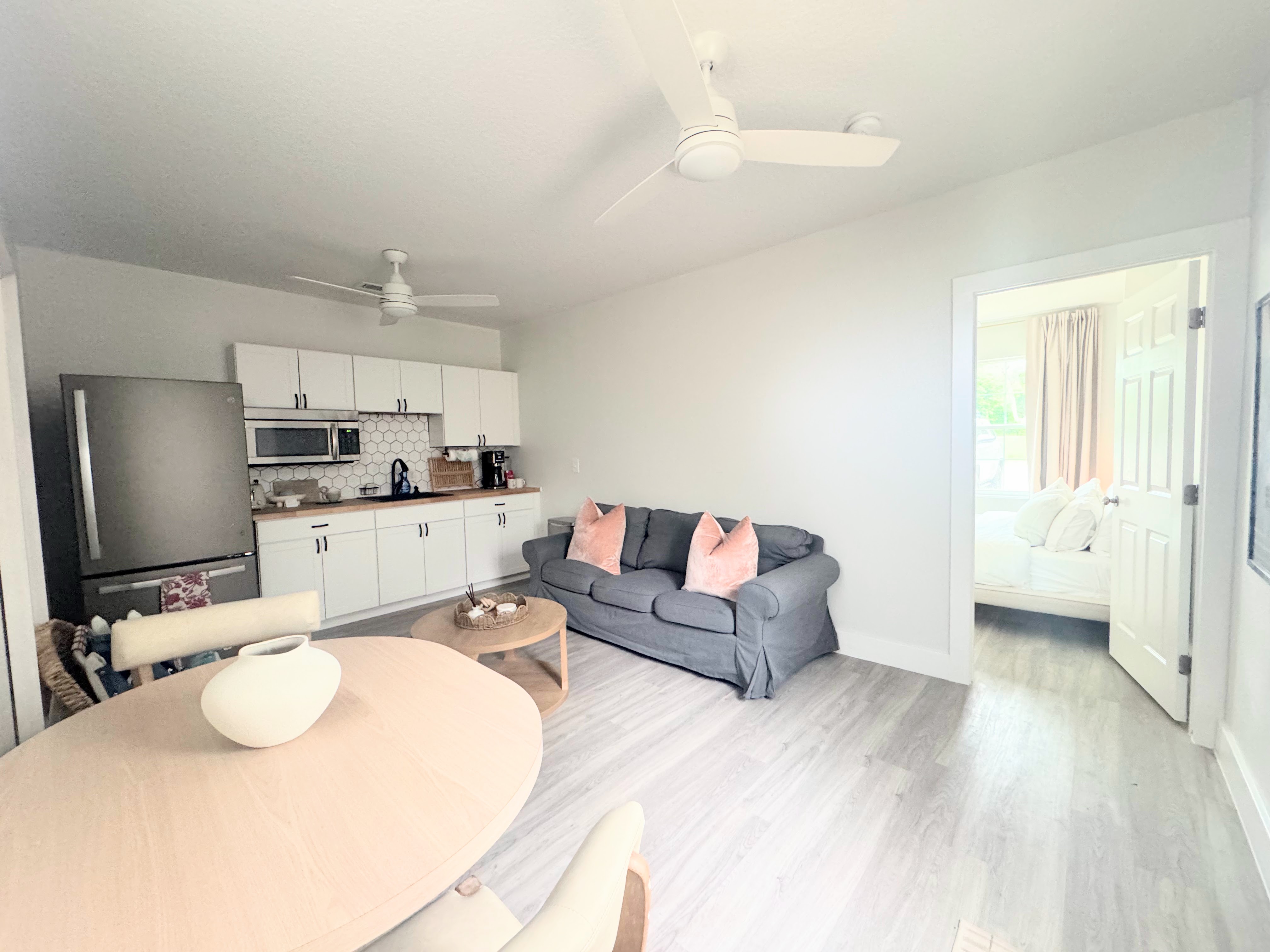 Sandbar Suite | Coastal 1BR • Minutes to Beach