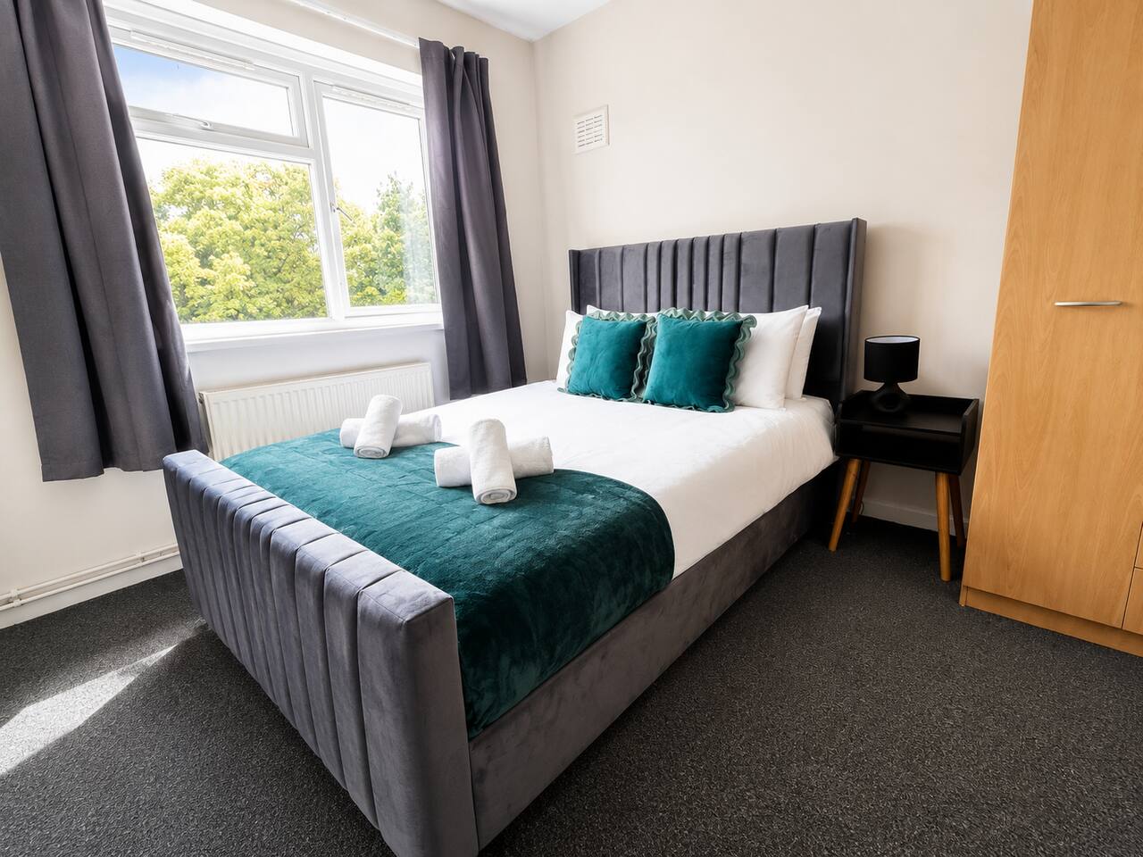 Gorgeous 2 bed Apartment in the heart of Newport