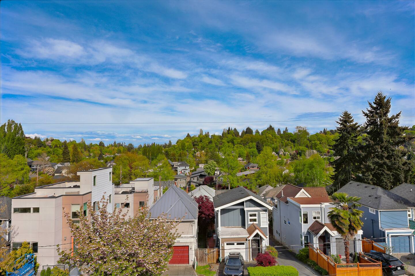 Bright Madison Valley Townhome w/ Rooftop and AC