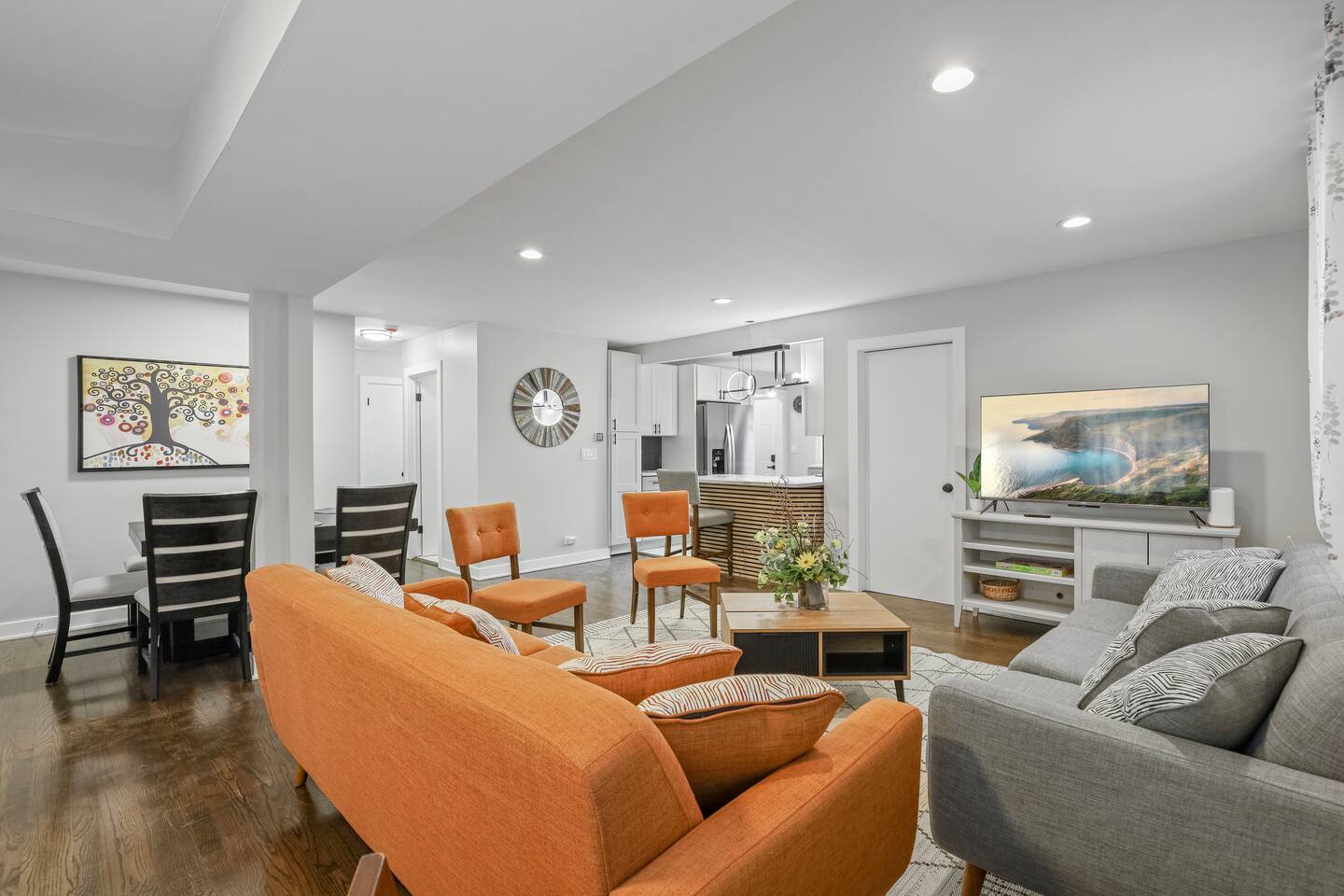 Brew: 4BR - 3 BT Spacious Modern Home