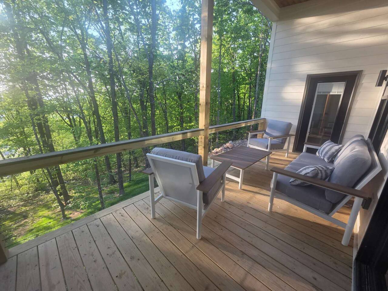 Sunset Ridge Loft 4B, dual Master Suites!