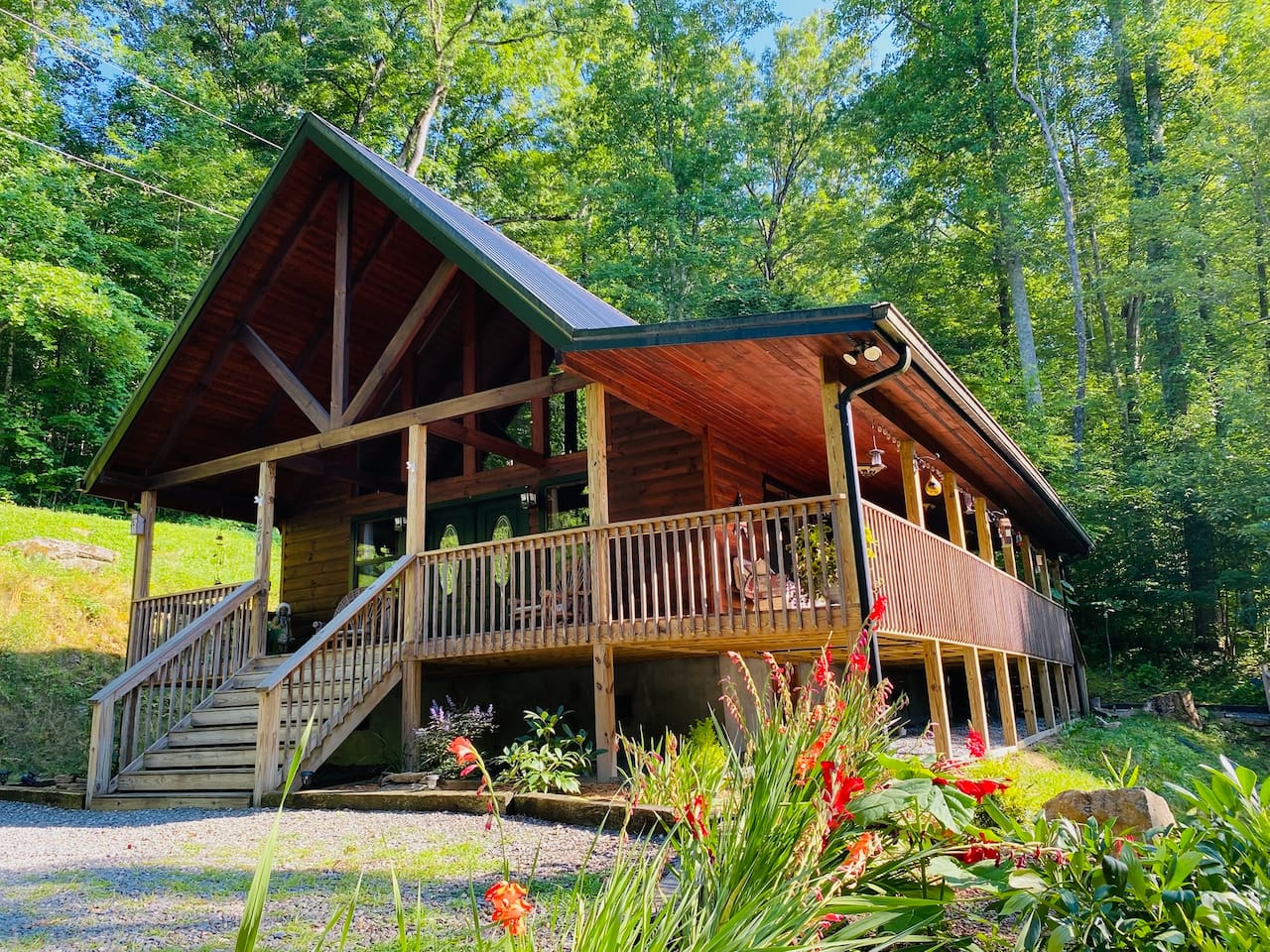 August Savings! Authentic Cabin 7 min to Downtown