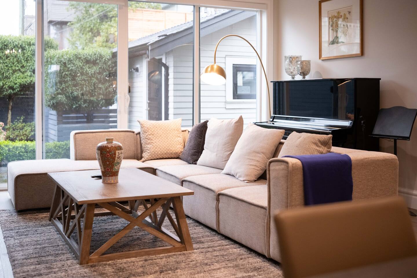 Spacious 4BR Retreat Walk to Beach, Shops & Dining