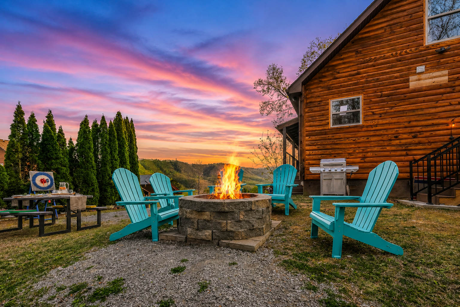 Scenic 2BR Cabin w/ Hot Tub & Fire Pit