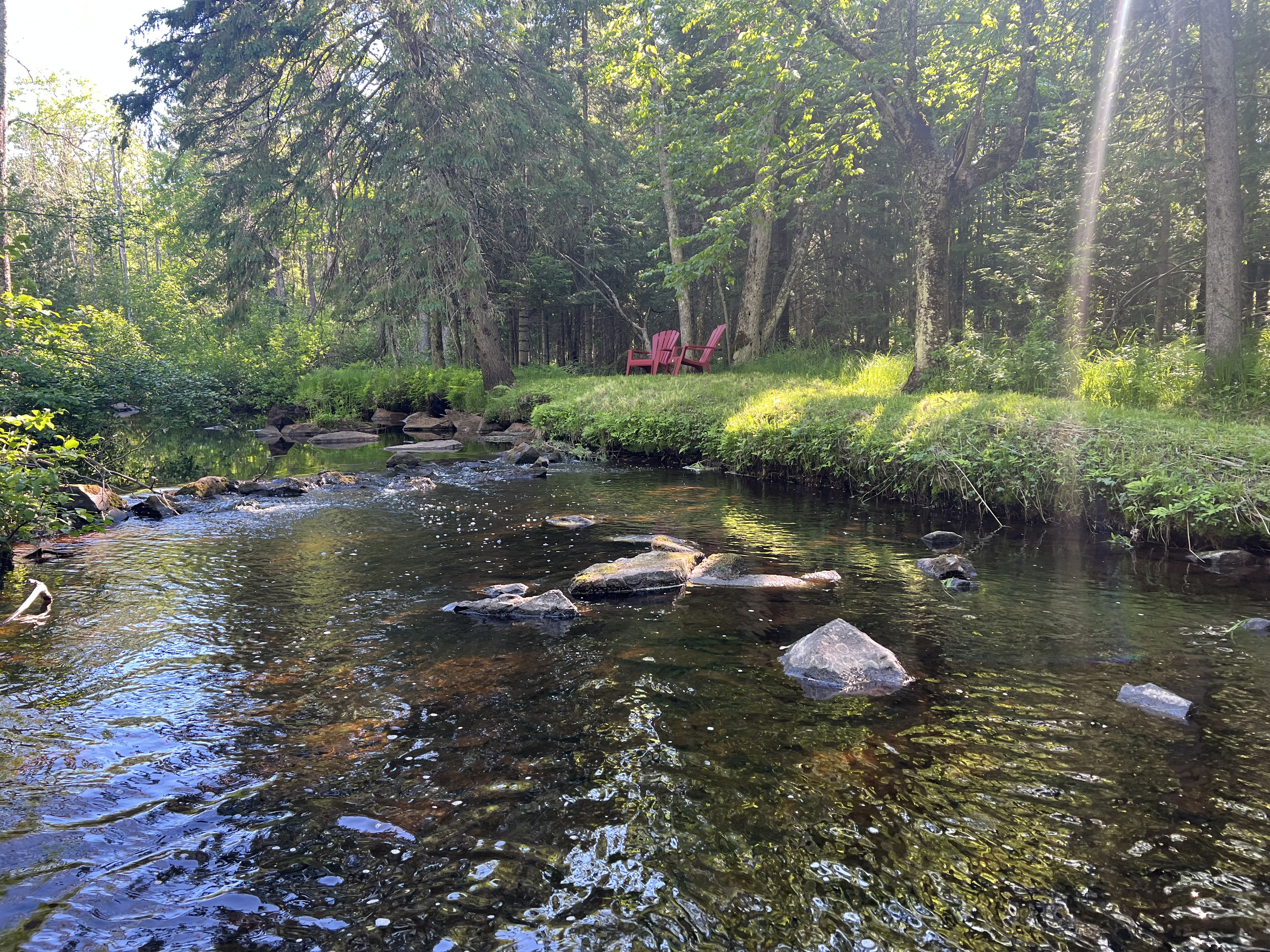 Creekside Chalet | Largest Hot Tub in Western UP