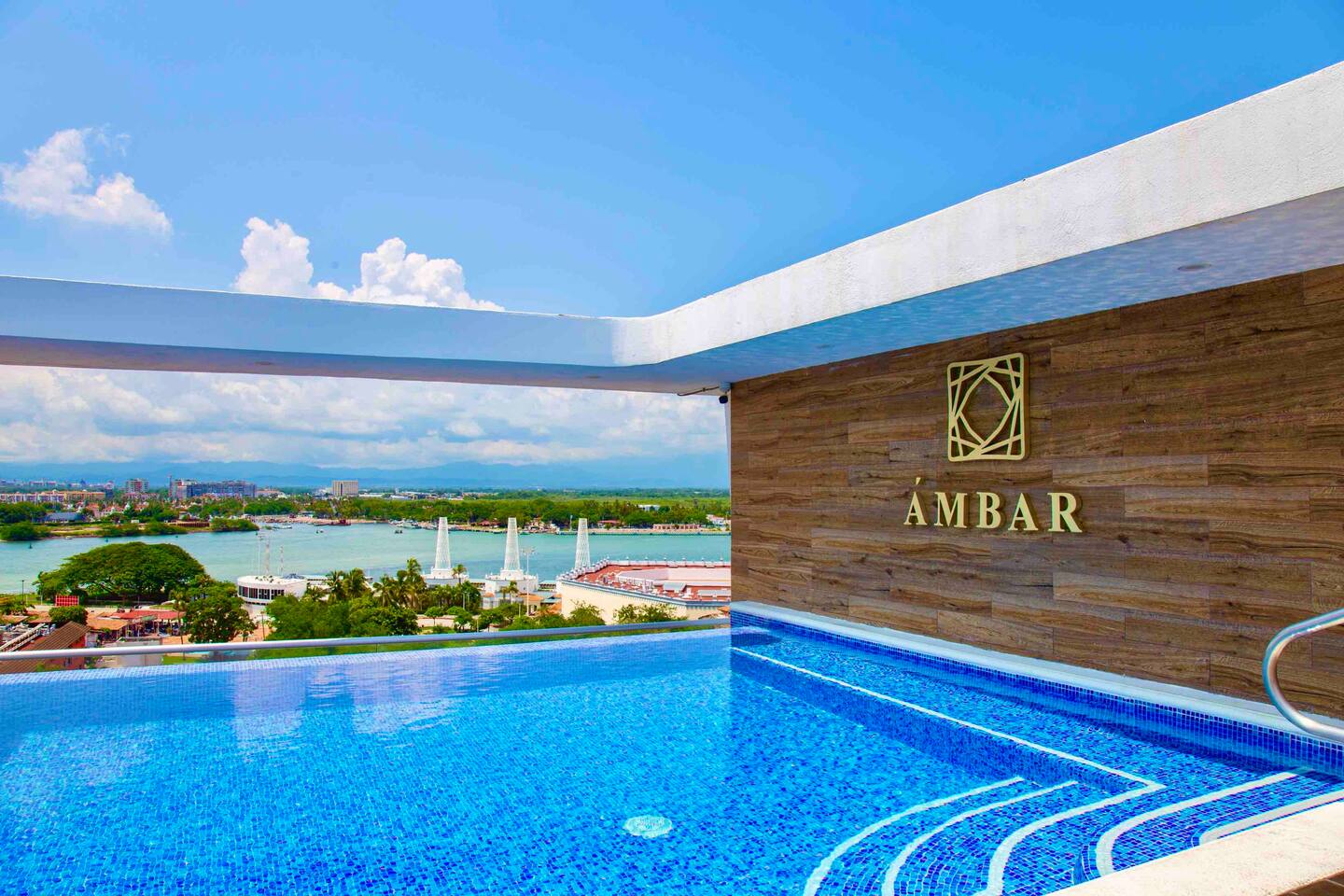 Ocean view 2 bed- Spectacular Views - Hotel Zone