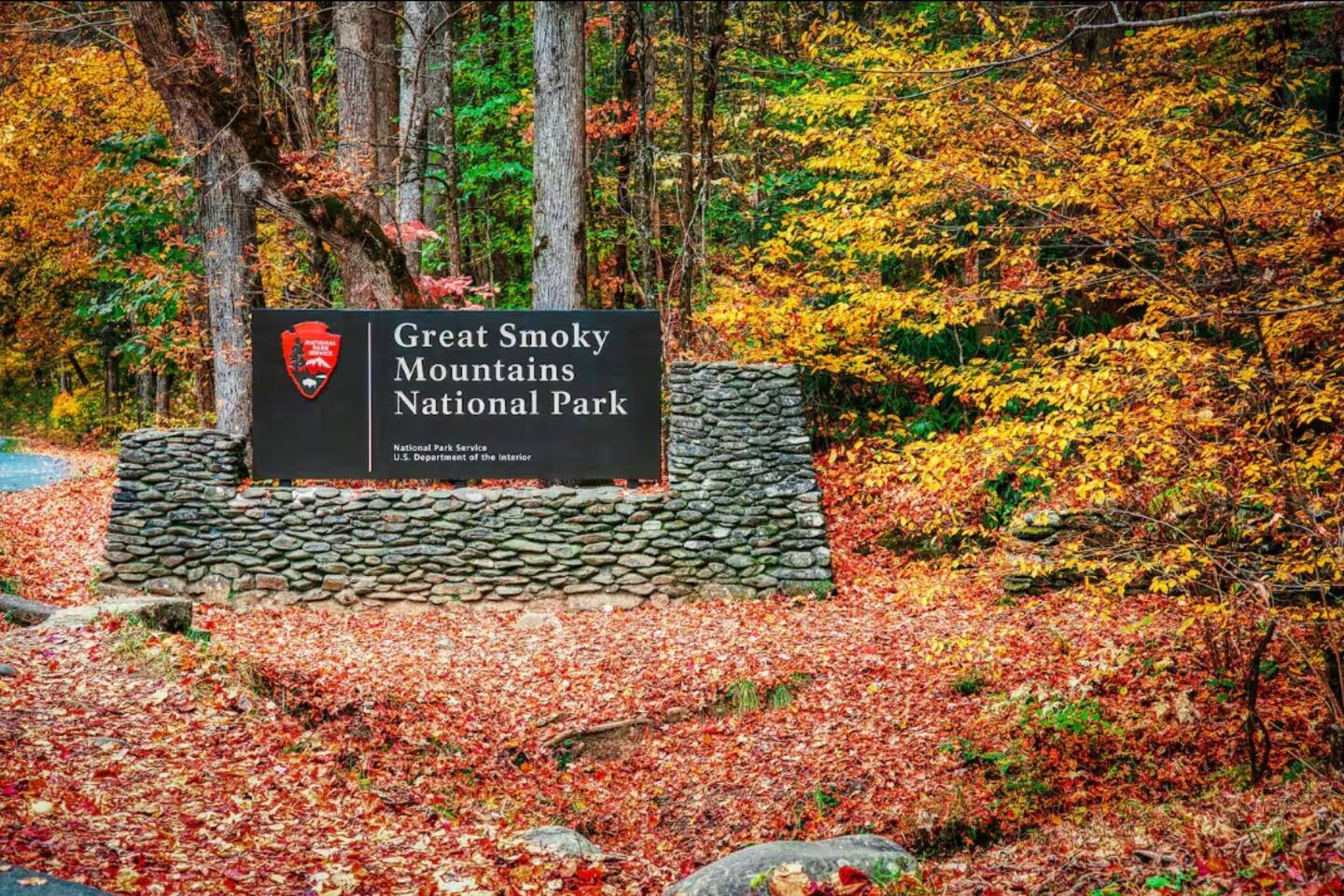 America's most visited national park, Great Smoky Mountains, is an ideal getaway. Hike, camp, and experience one of America's oldest mountain ranges.