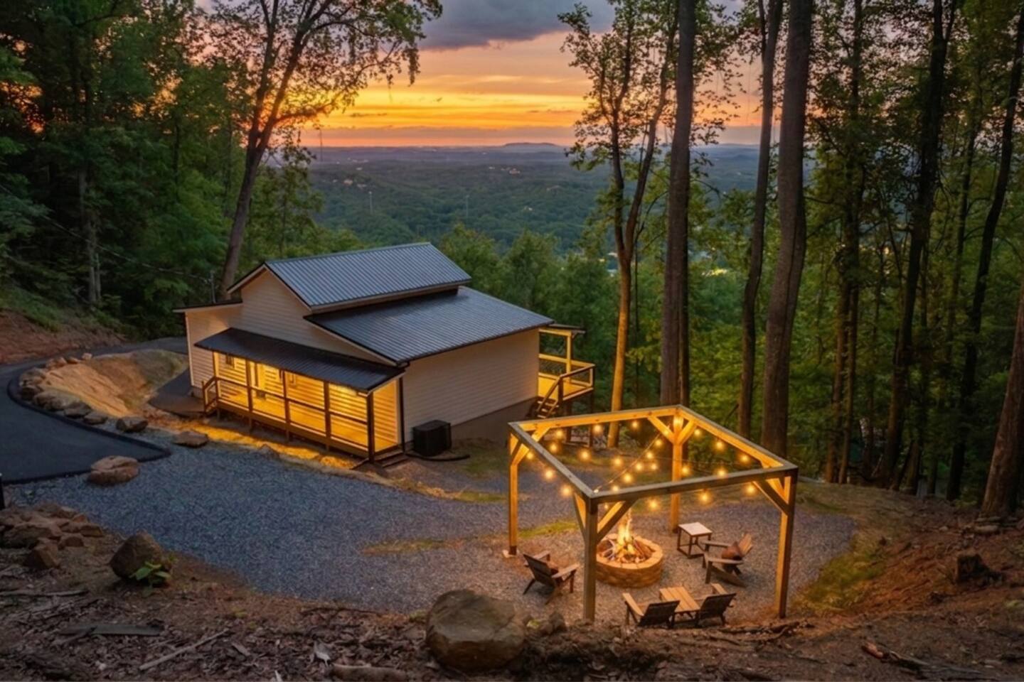 Private Pool | Honeymoon Cabin | Mountain Views
