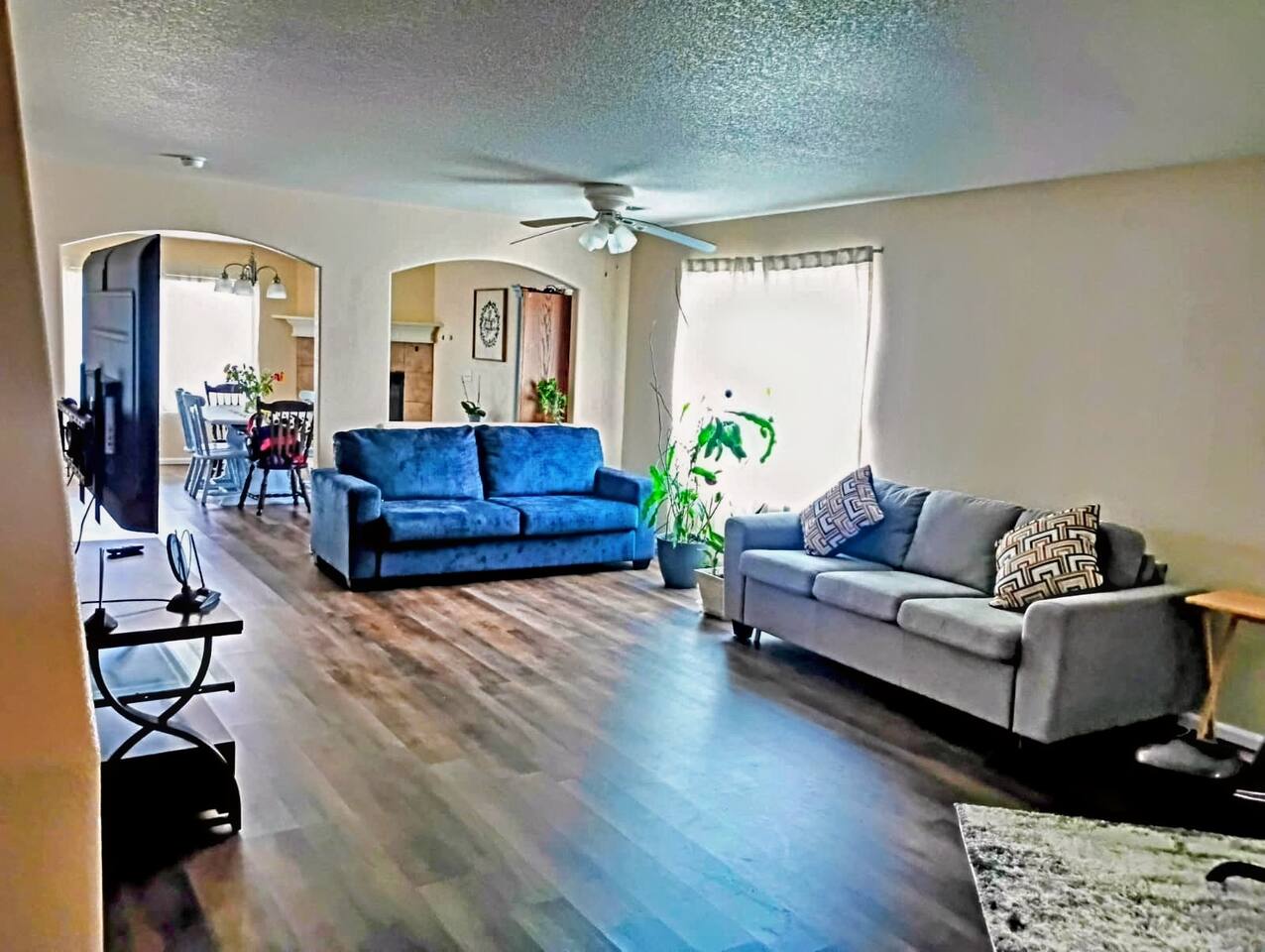 Spacious Fountain Retreat | Near Everything