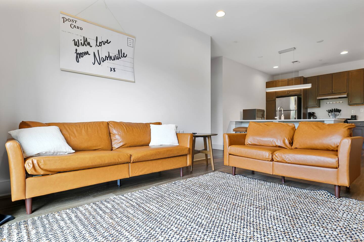 BOHO Suite in East! Free Parking! Peaceful Condo!
