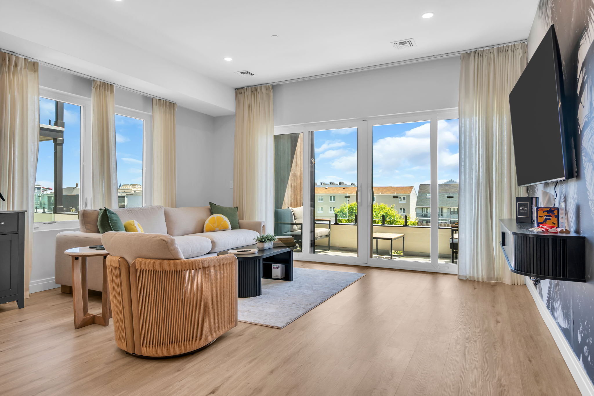 401 Blvd #306
