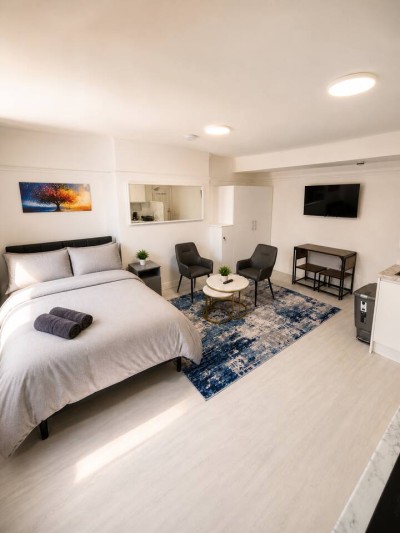 Flat 107 – 2B – Chic Studio Apt in London | 2 Guests | Parking