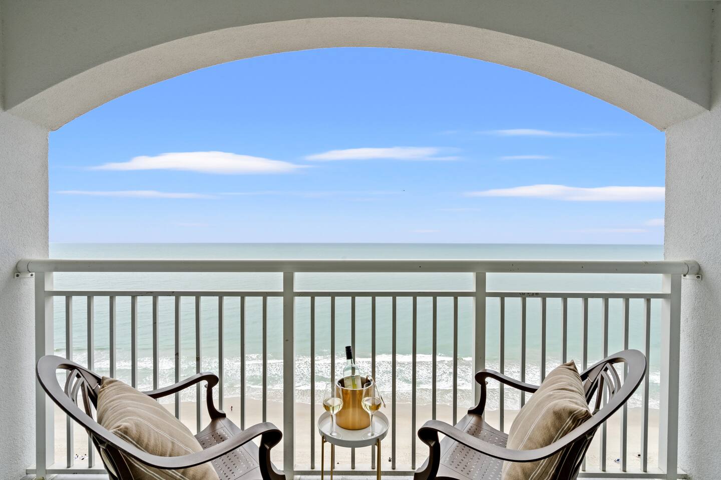 Oceanfront Penthouse w/ Balcony + Views
