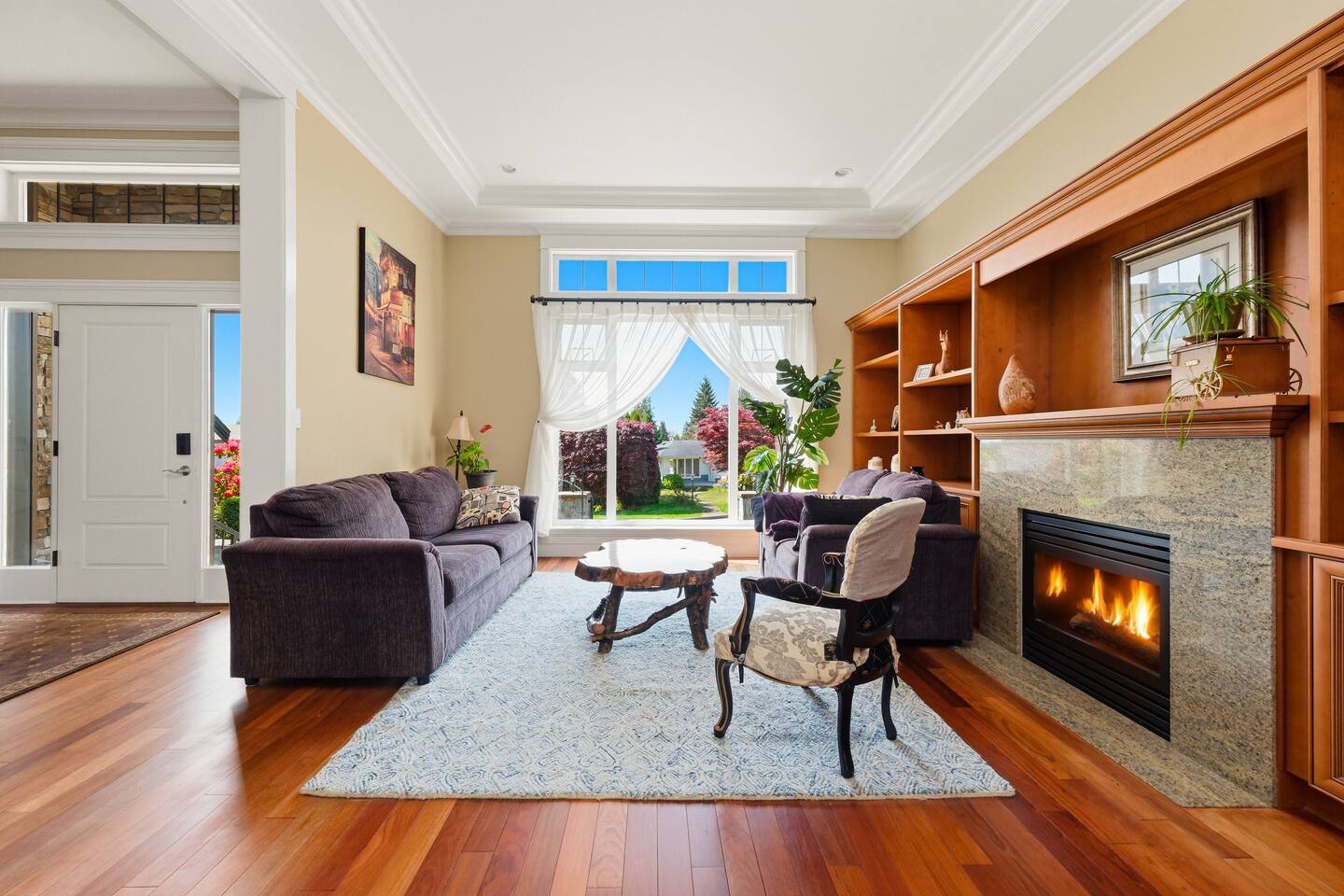 4BR North Vancouver Home Near Grouse & Capilano