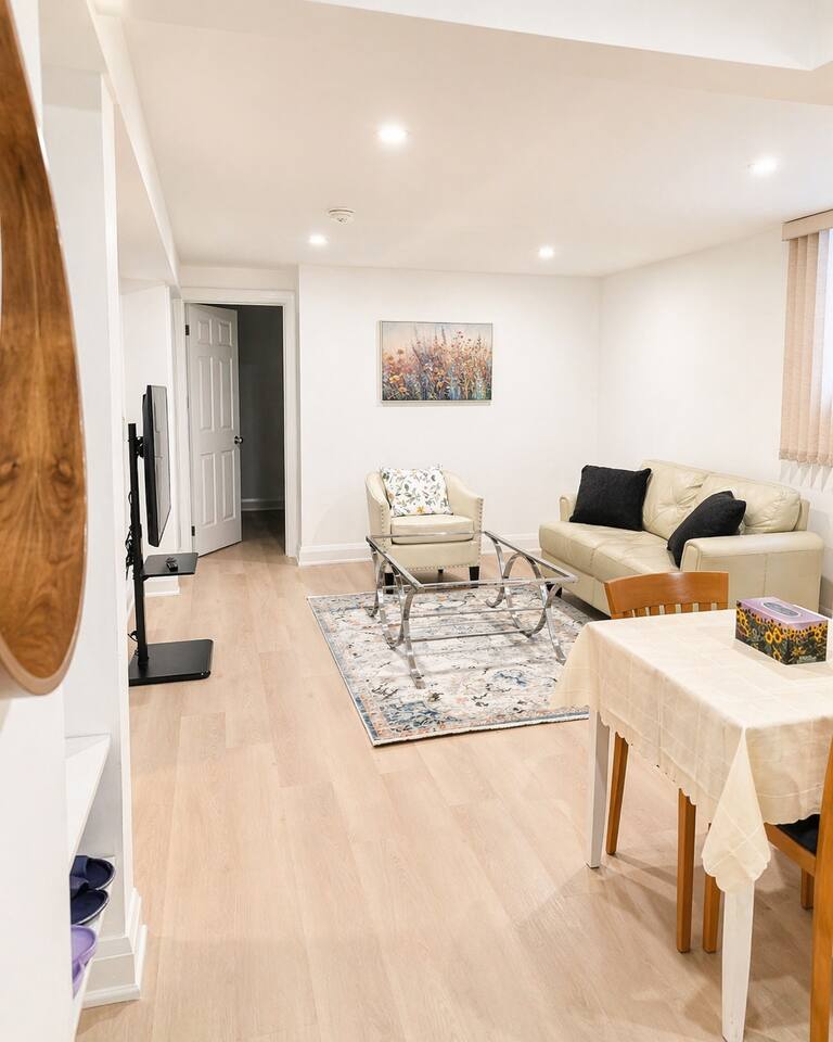 Self-Contained, Full Kitchen, Full Bath, Private-A