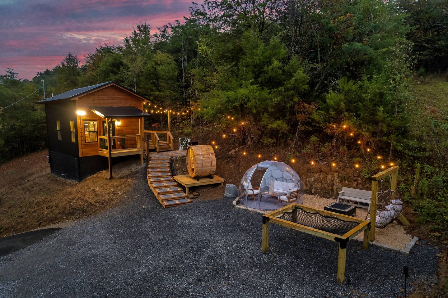 NEW Lux Sauna, Dome, Stargazing Net, Putting Green