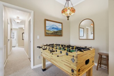 Kick App VIEWS! Mt Cabin w/Hot Tub +Fireplace photo 10