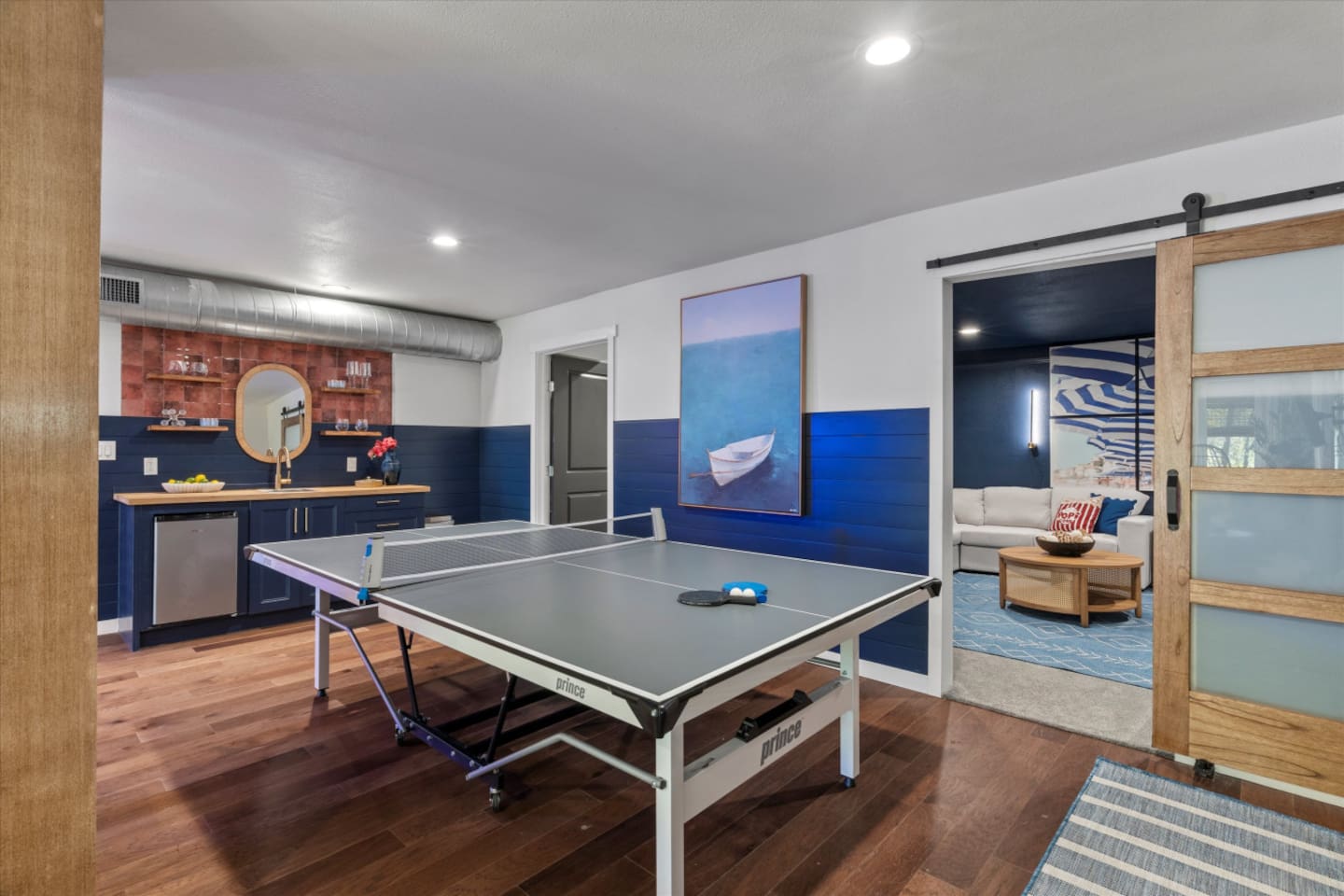 Lakefront 5BR w/ Theater, Hot Tub, Cinema & Slide