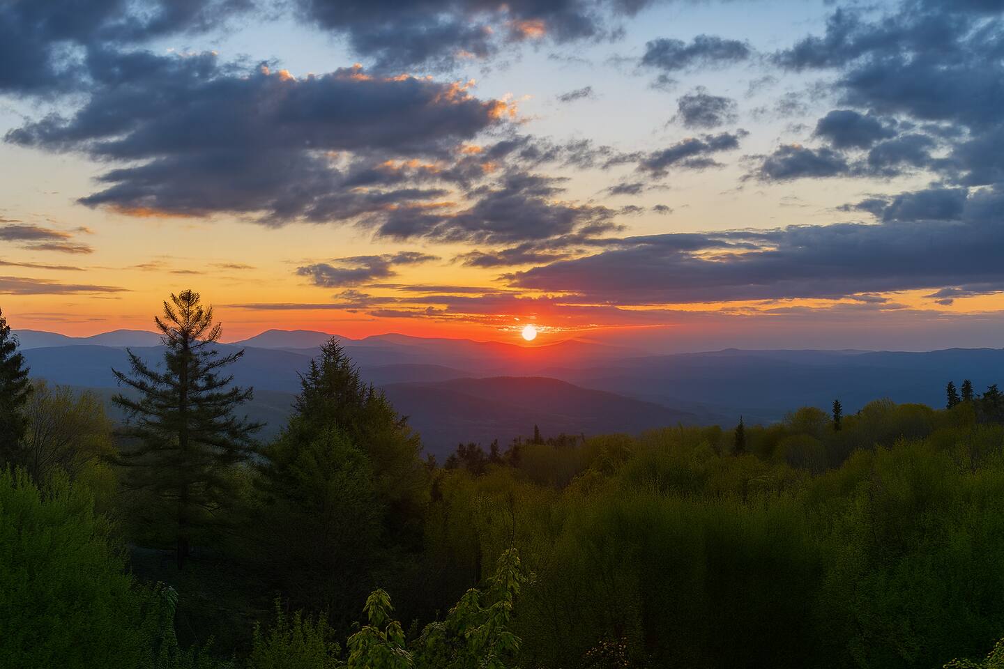 Cabin w/ Panoramic Views | Firepit + Close to Town