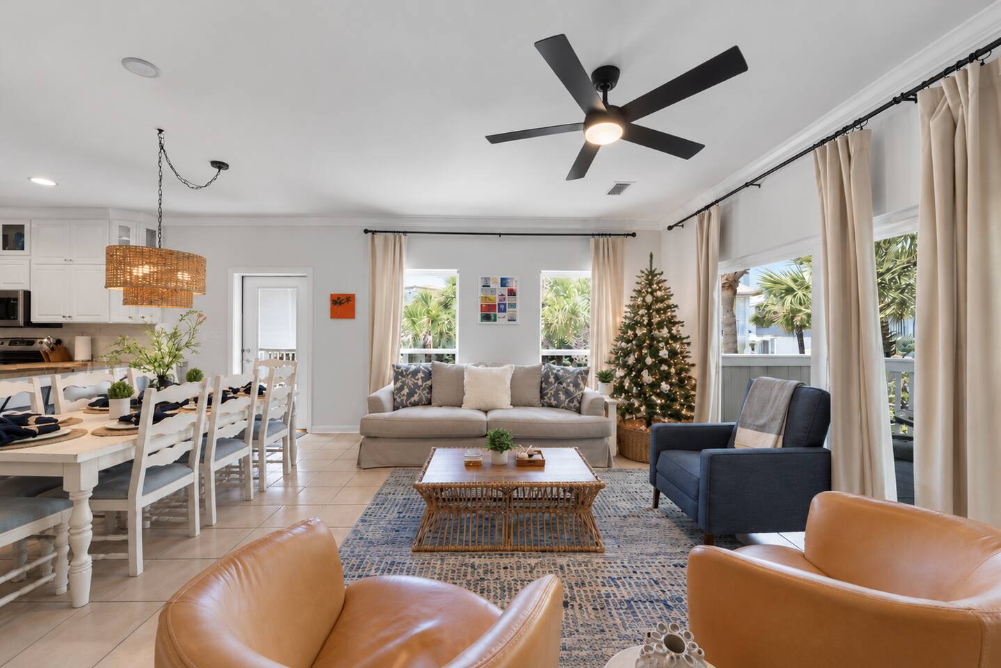 Come celebrate the Holidays on 30A! Enjoy the magic of the season at the beach! Your holiday getaway awaits!