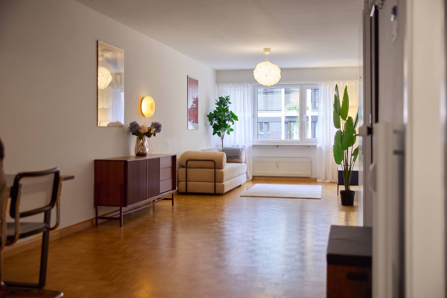 Central Vintage Apartment with Free BaselCard