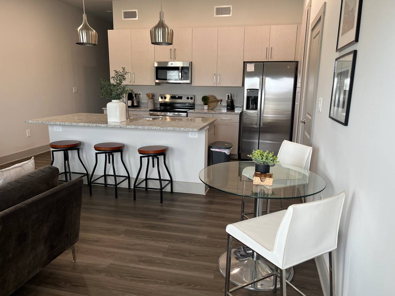 3BR Madison Retreat+ close to everything