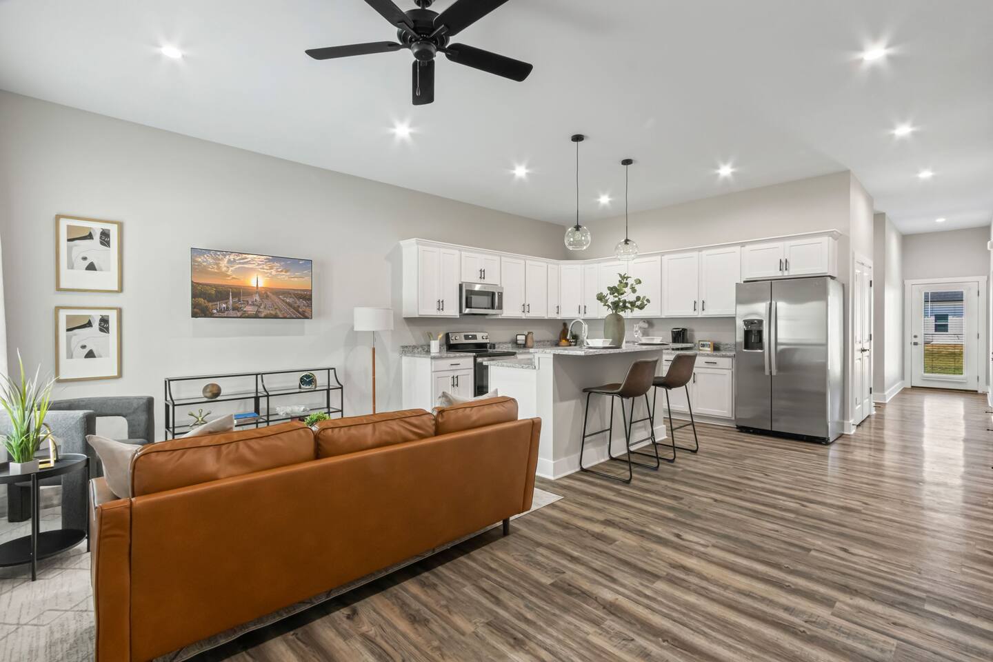 Spacious 2BR with King Suite| Free Early Check in