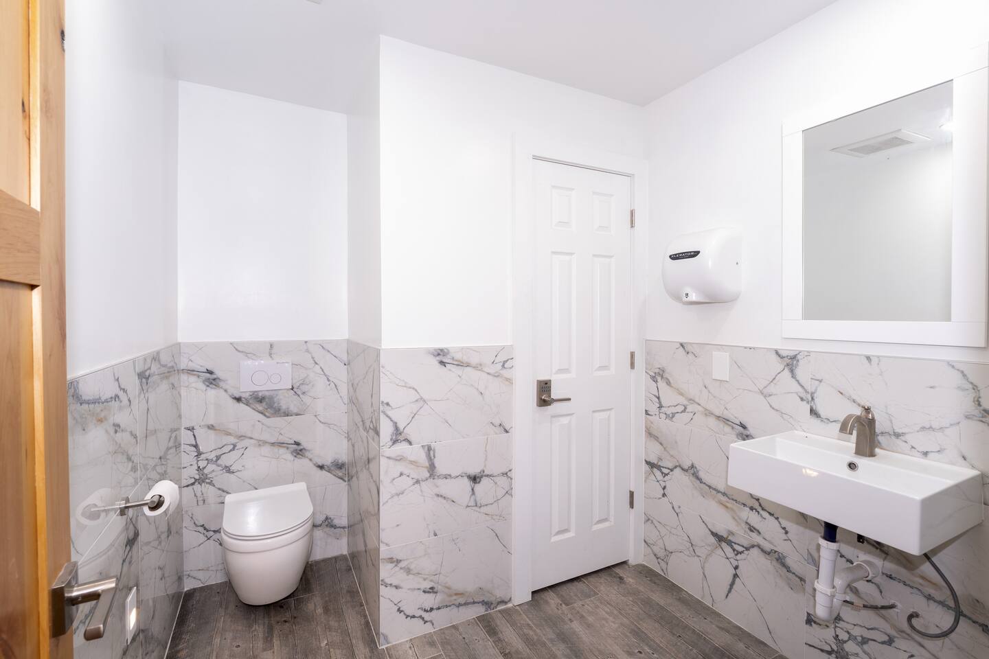 Property thumbnail 23
